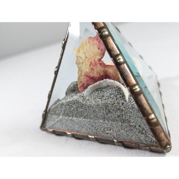 Beveled Glass Seashells and Sand Pyramid Paperweight, Ocean Beach Terrarium - Picture 5 of 8